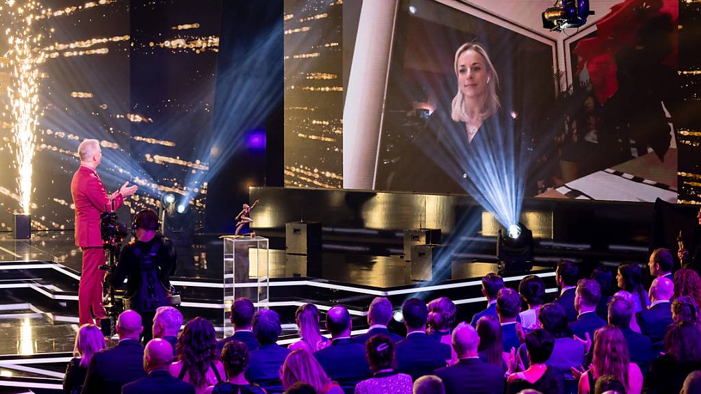 Von zuhause im Tessin zugeschaltet: Lara Gut-Behrami gewann den Titel als Sportlerin des Jahres zum zweiten Mal