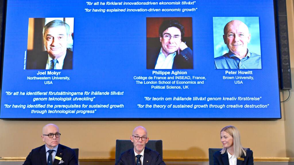 In diesem Jahr wurden drei Personen für ihre Arbeit zum nachhaltigen Wachstum mit dem Nobelpreis für Wirtschaftswissenschaften ausgezeichnet. Im Bild zu sehen die Preisträger. (Archivbild)