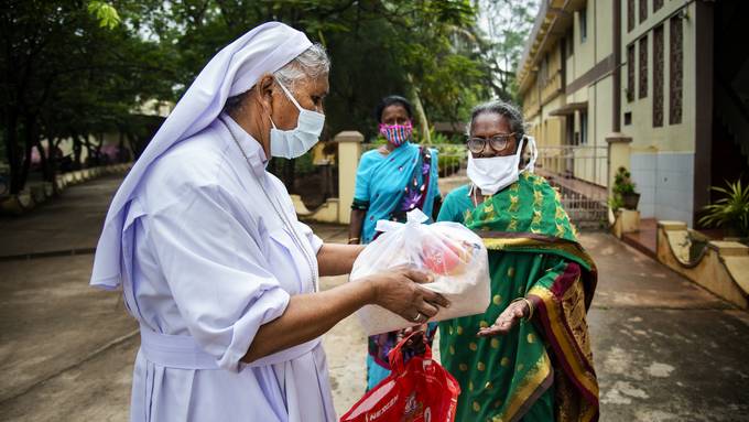 Indische St. Anna-Schwestern kämpfen tagtäglich gegen Corona