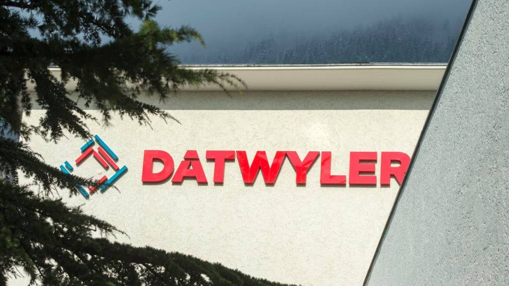 Der Industriekonzern Dätwyler hat im ersten Halbjahr 2025 den Betriebsgewinn verbessert, trotz Umsatzrückgang im ersten Halbjahr. (Archivbild)