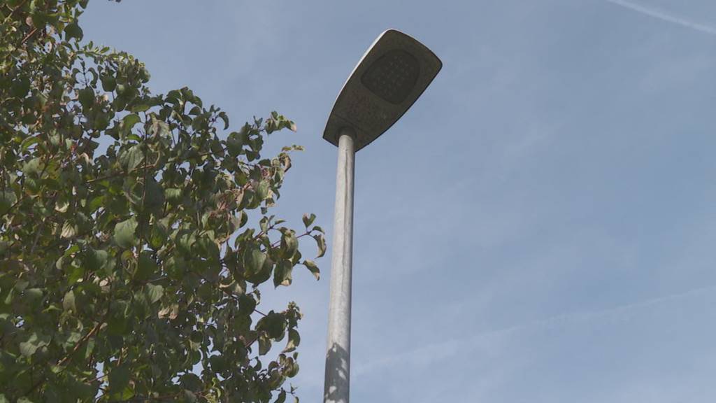 Mit Strassenlaternen Strom sparen