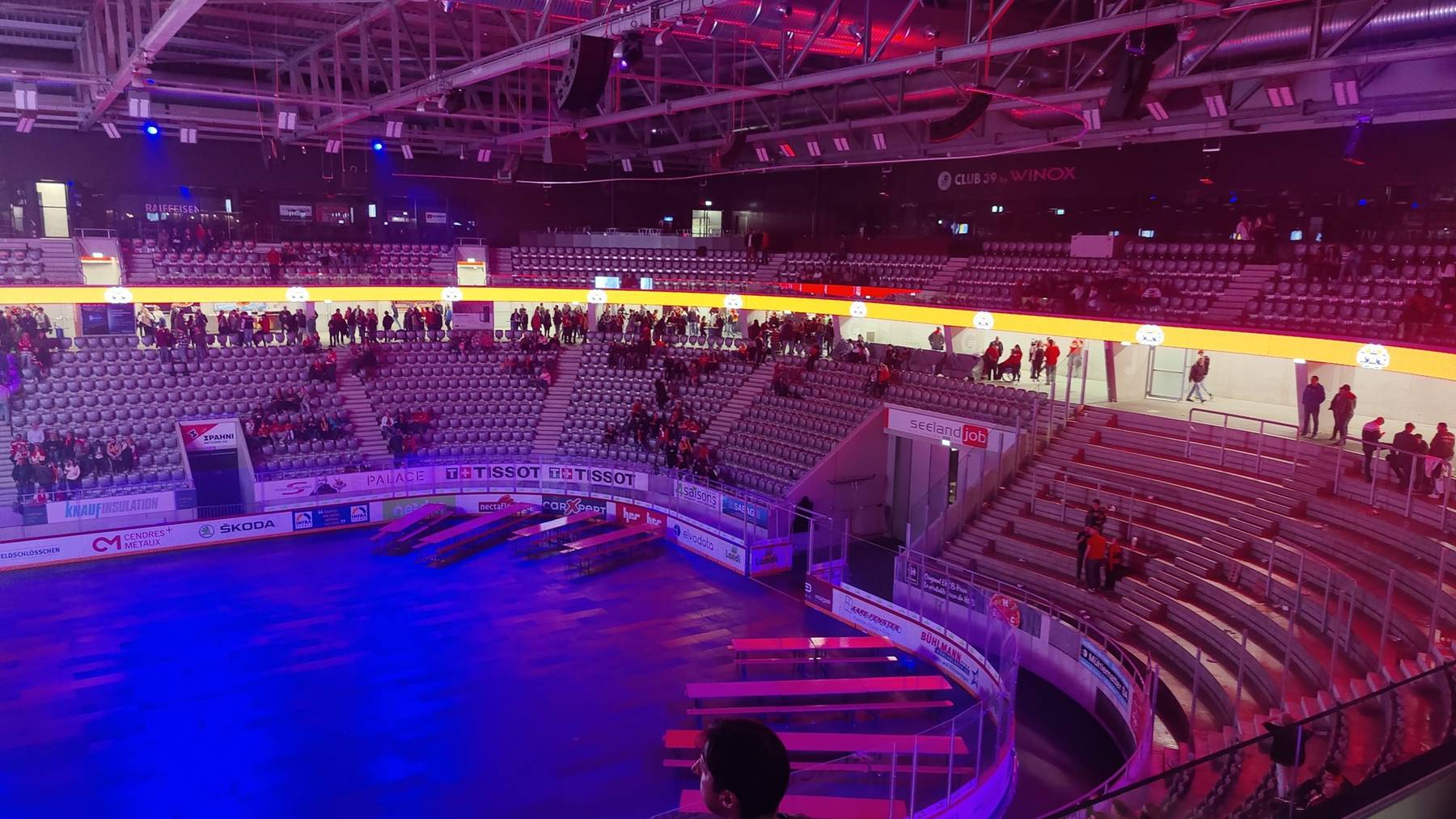 Keine Partylaune: Die Tissot Arena in Biel nach dem Playoff-Finalspiel gegen Genf.