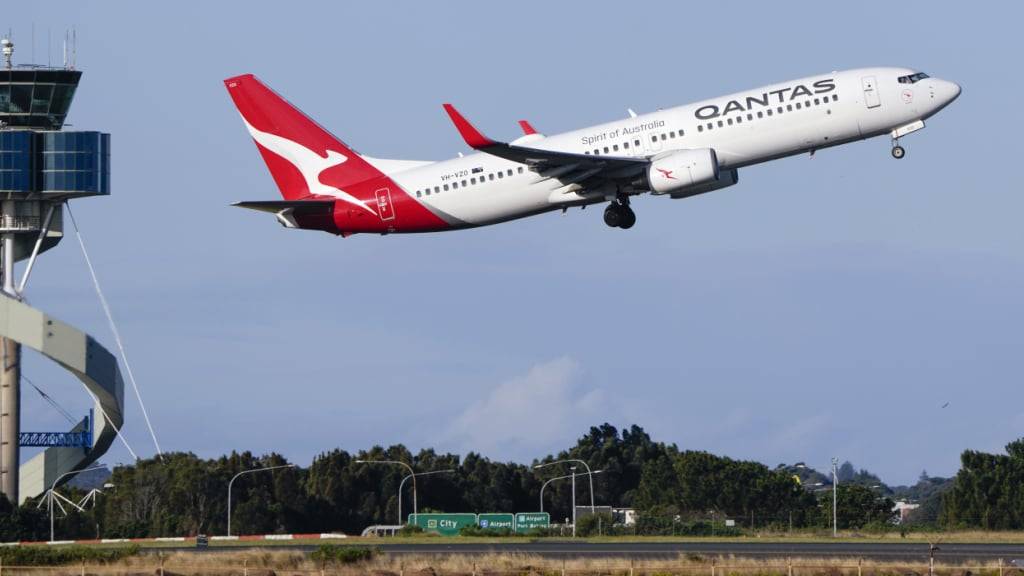 Die australische Airline Qantas soll die Pandemie genutzt haben, um Gewerkschaften und Bodenpersonal aus dem Unternehmen zu drängen. Ein Richter vermisst echte Reue - und verhängt eine Rekordstrafe. (Archivbild)