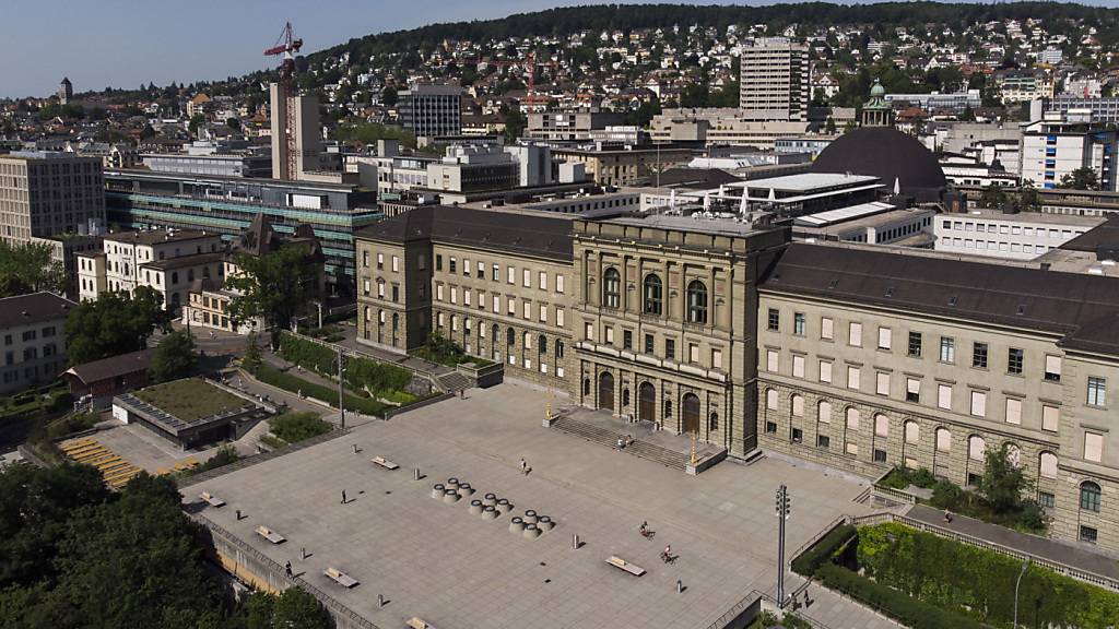 Die ETH Zürich schnitt im QS-Hochschulranking erneut als beste Hochschule Kontinentaleuropas ab. (Archivbild)